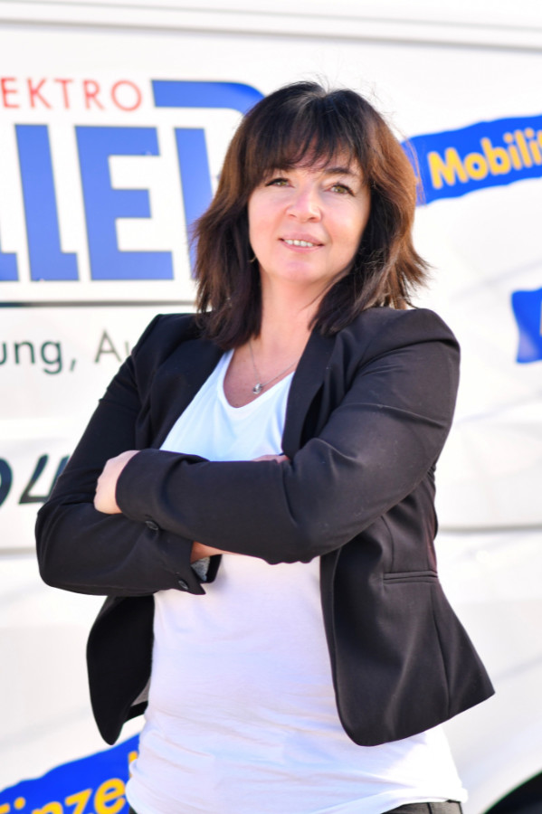 Claudia-Koderisch Claudia-Koderisch - Büroangestellte Elektro Müller