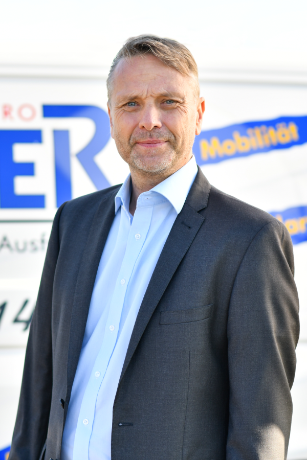 Sven Müller, Geschäftsführer der Firma Elektro Müller, Wolfsburg Sven Müller, Geschäftsführer der Firma Elektro Müller, Wolfsburg